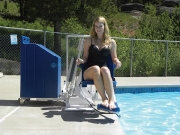 Aqua Creek Patriot Portable Pool Lift